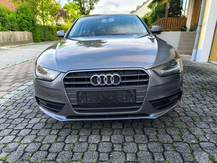 Audi A4 196.000 km 7.990 € Bad Abbach 93077