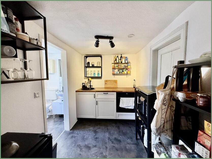 Möblierte 2 Zimmer Wohnung in der Innenstadt von Wülfrath an eine alleinstehende Person zu vermieten zimmer