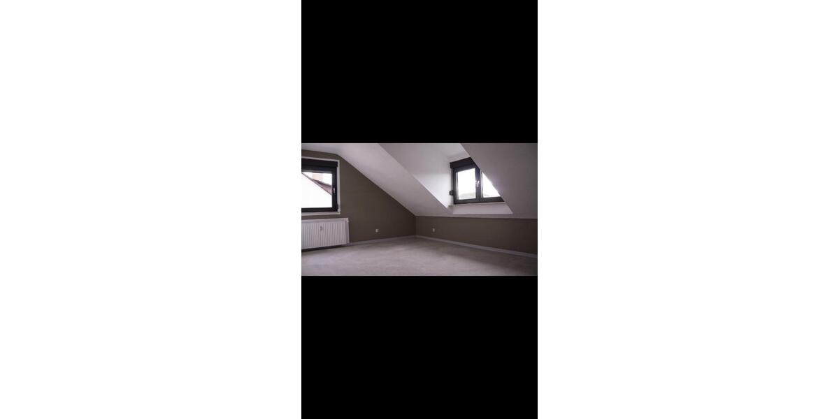 Dachgeschoßwohnung Wiesbaden Klarenthal - 4 Zimmer, 85 m&sup2;, 259.000&euro; | Angebot:27189326
