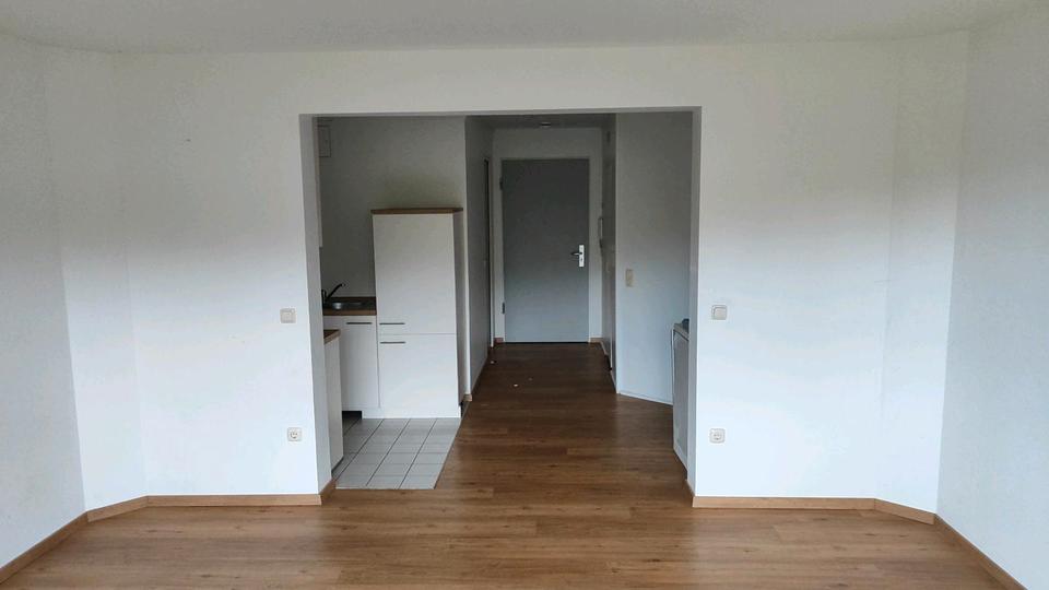 Etagenwohnung Kiel Neumühlen-Dietrichsdorf - 1 Zimmer, 36 m&sup2;, 670&euro; | Angebot:26606921