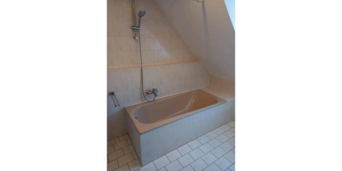 Dachgeschoßwohnung Freising Am Vogelherd - 1 Zimmer, 31 m&sup2;, 225.000&euro; | Angebot:27114704