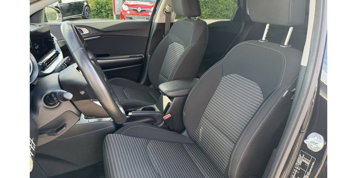 Kia cee´d Sportswagon Vision 1.5 T-GDI / SitzH 38.200 km 19.990 &euro; Donauwörth 86609