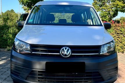VW Caddy 216.000 km 13.000 &euro; Fellbach 70734