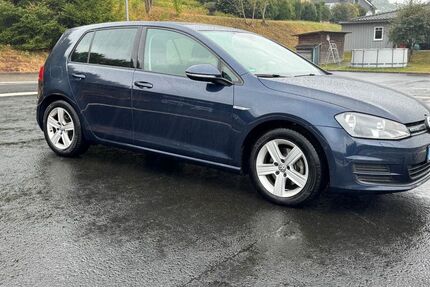 VW Golf 133.500 km 8.200 &euro; Olpe 57462