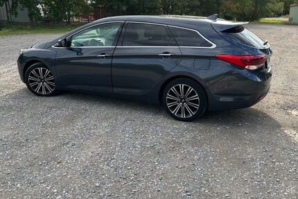 Hyundai i40 148.000 km 10.599 &euro; Weinheim 69469
