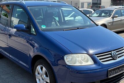 VW Touran 213.000 km 1.990 &euro; Reilingen 68799