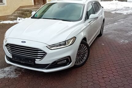 Ford Mondeo 92.500 km 14.250 &euro; Mörnsheim 91804