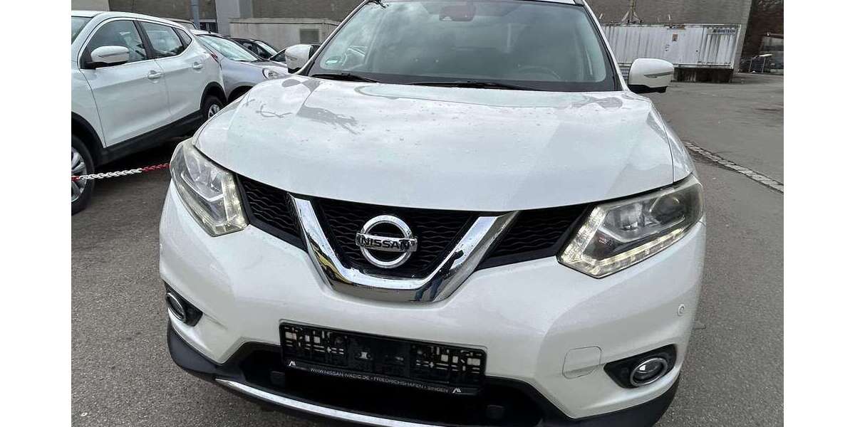 Nissan X-Trail 219.000 km 7.650 &euro; Friedrichshafen 88045