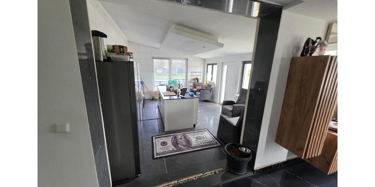 Doppelhaushälfte Mansfeld - 4 Zimmer, 114 m&sup2;, 188.000&euro; | Angebot:26001034