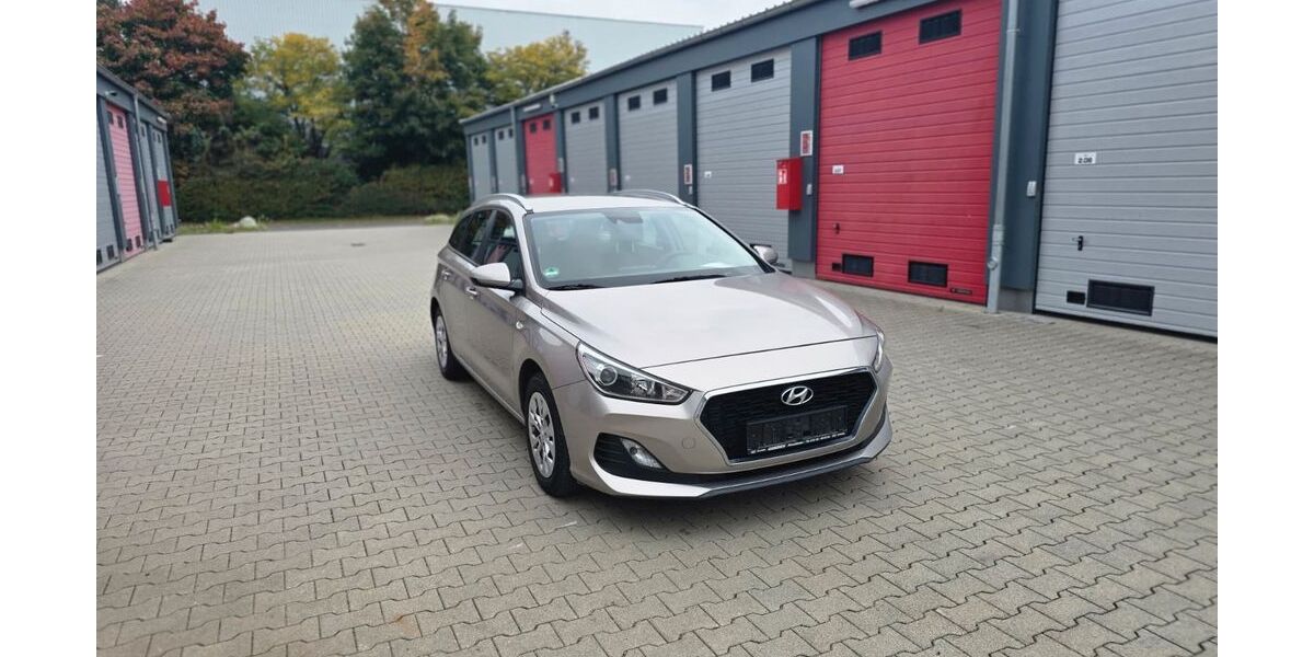Hyundai i30 43.000 km 12.998 &euro; Groß Gerau 64521