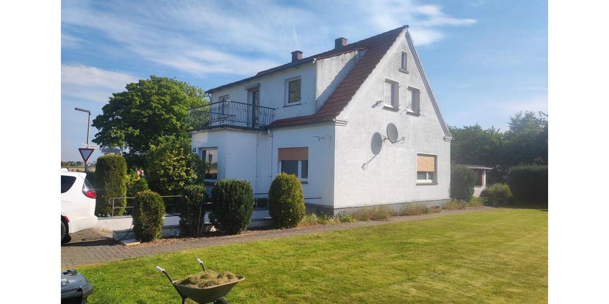 Einfamilienhaus Lübbecke - 7 Zimmer, 180 m&sup2;, 220.000&euro; | Angebot:26412397