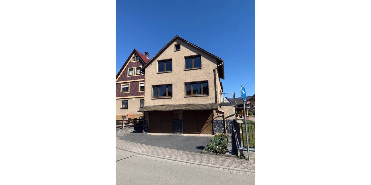 Mehrfamilienhaus, Wohnhaus Brotterode-Trusetal Trusetal - 4 Zimmer, 92 m&sup2;, 95.000&euro; | Angebot:25708450