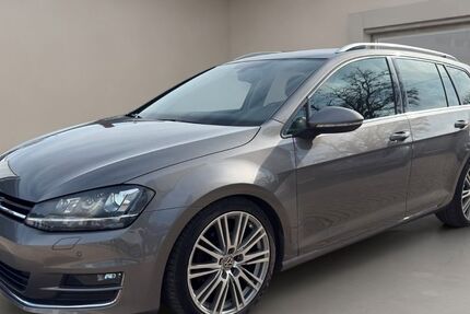 VW Golf 142.406 km 12.720 &euro; Braunschweig 38114