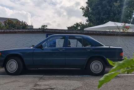 Mercedes-Benz 190 119.280 km 10.200 &euro; München 81475