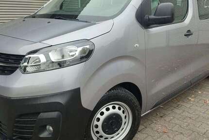 Opel Vivaro 43.965 km 26.840 € Brandenburg an der Havel 14772
