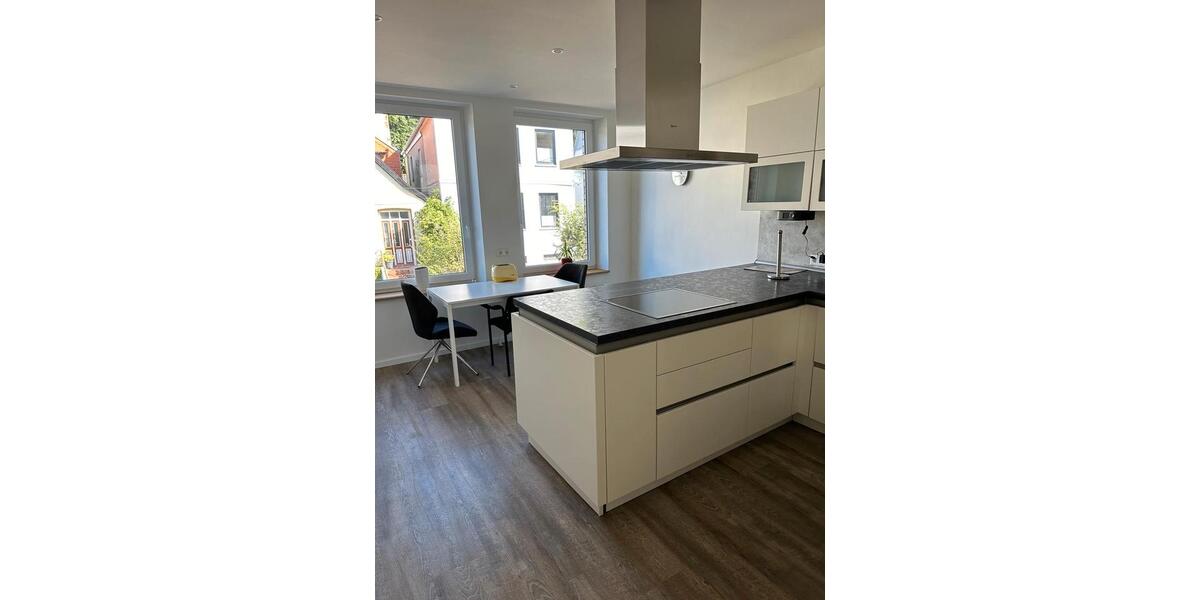 Einfamilienhaus Schleswig - 9 Zimmer, 257 m&sup2;, 2.250&euro; | Angebot:26458911