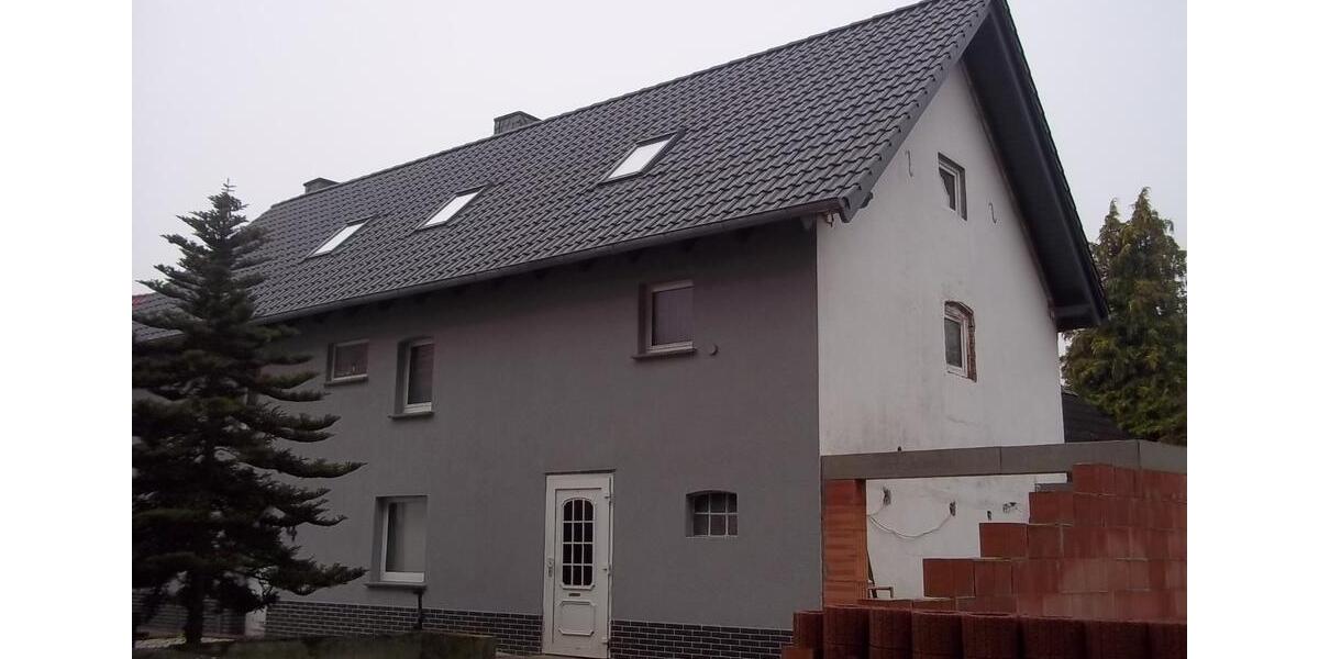 Zweifamilienhaus zum fertigstellen, teilweise neu, teilweise alt 11 zimmer