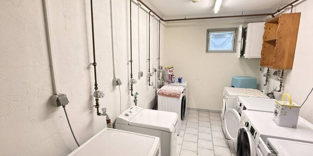 Etagenwohnung Zwickau Marienthal - 4 Zimmer, 75 m&sup2;, 110.000&euro; | Angebot:26176737