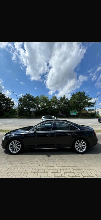 Audi A8 292.000 km 13.800 € Rosengarten 21224