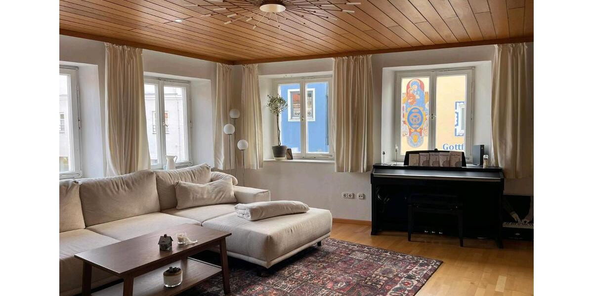 Exklusive Altbauwohnung im Herzen der Stadt - Wohnen im Ried! 6 zimmer