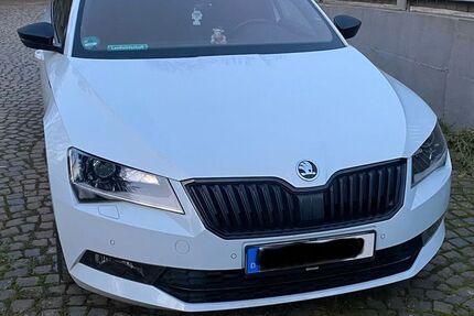 Skoda Superb 130.000 km 22.900 &euro; Hünfelden 65597