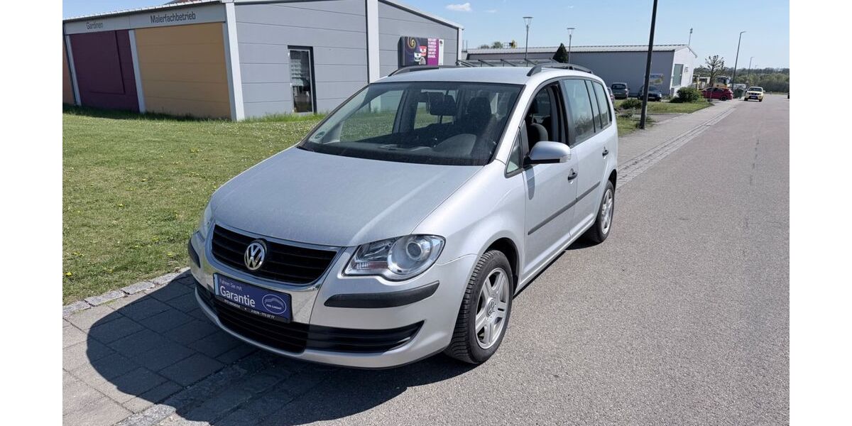 VW Touran 157.600 km 4.599 &euro; stammham 85134