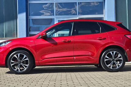 Ford Kuga 112.000 km 21.990 &euro; Neukirchen bei Hl.Blut 93453