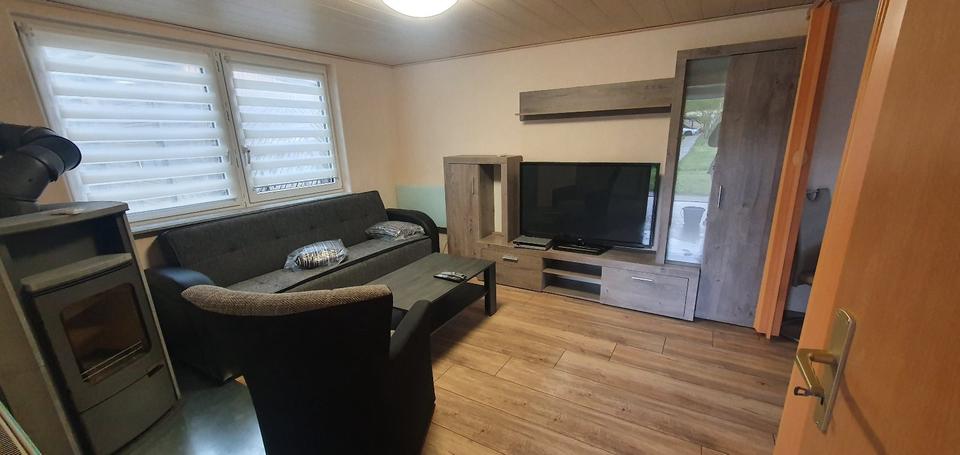 Bungalow Rudolstadt - 2 Zimmer, 50 m&sup2;, 300&euro; | Angebot:25269964