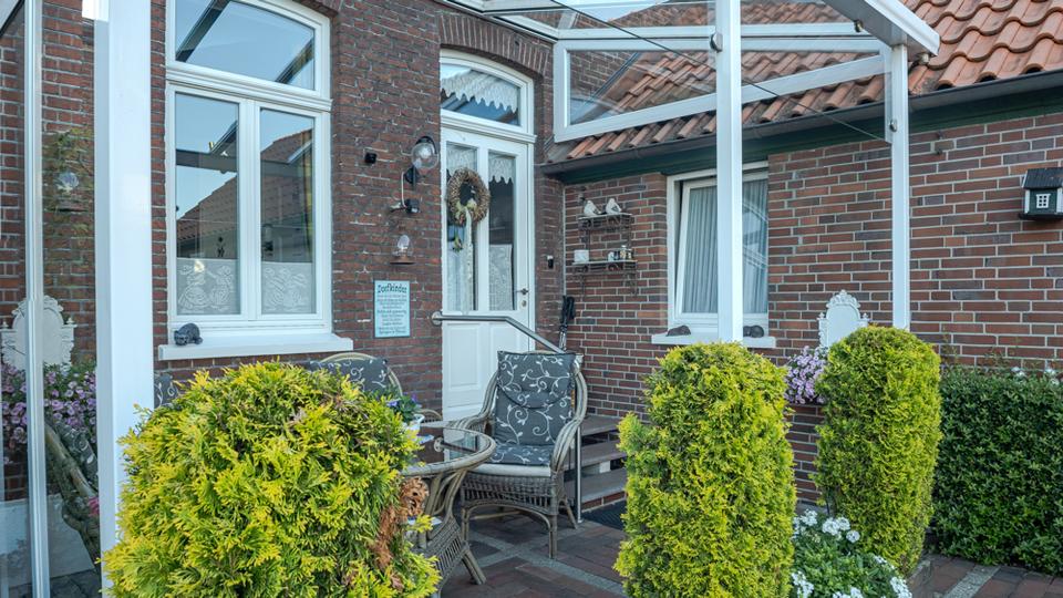 Saniertes, denkmalgeschütztes Wohnhaus mit Garten, Nebengebäuden u. Garage im Herzen von Wiefelstede 8 zimmer