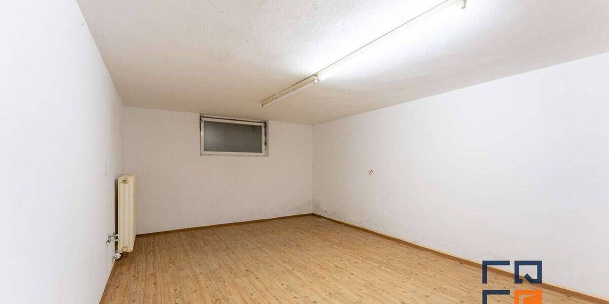 Einfamilienhaus Waldsassen - 1 Zimmer, 350 m&sup2;, 600.000&euro; | Angebot:26160058
