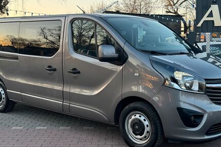 Opel Vivaro 117.097 km 17.990 &euro; BERLIN 13127