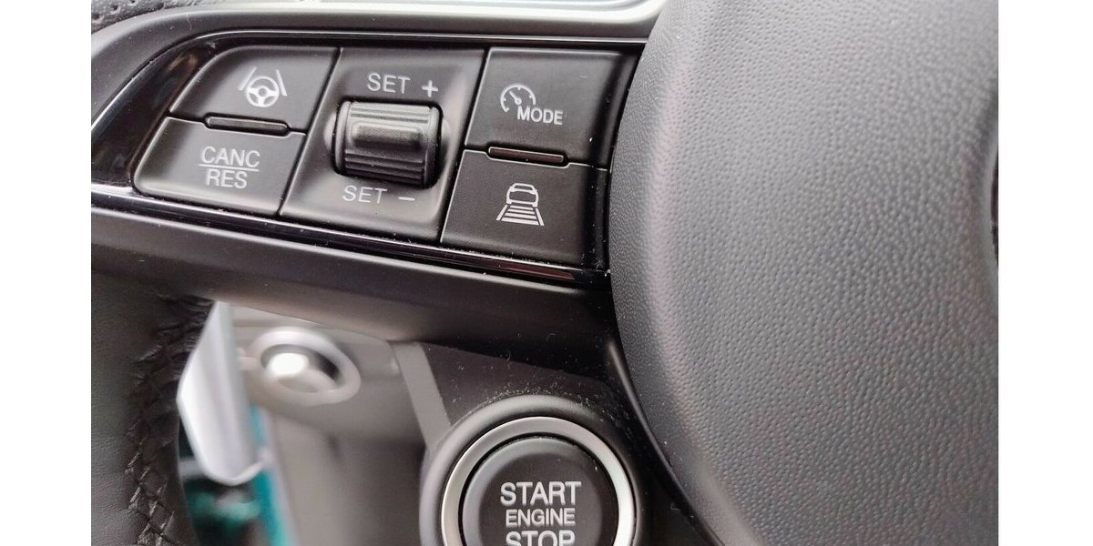 Alfa Romeo Tonale 1,3 Veloce Plug-In-Hybrid AWD NAVI/LED 23.985 km 30.500 &euro; Höchstenbach 57629