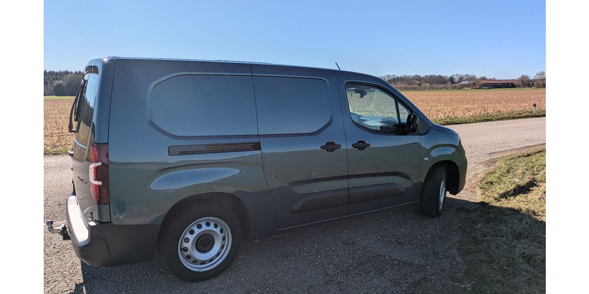 Peugeot Partner 11.700 km 25.500 &euro; München 81739