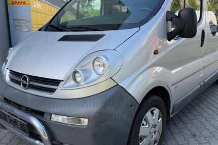 Opel Vivaro 150.000 km 7.999 &euro; Berlin 13055