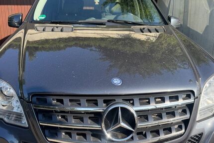 Mercedes-Benz ML 300 213.000 km 9.850 &euro; Geislingen 73312
