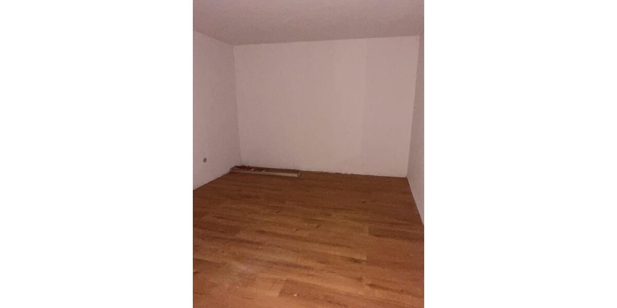 Etagenwohnung Kaarst - 4 Zimmer, 138 m&sup2;, 1.050&euro; | Angebot:25616668