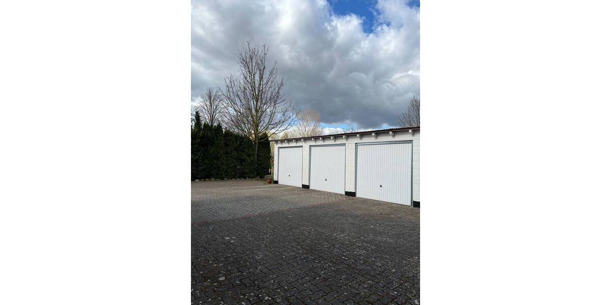 Etagenwohnung Eime - 3 Zimmer, 116 m&sup2;, 750&euro; | Angebot:26080257