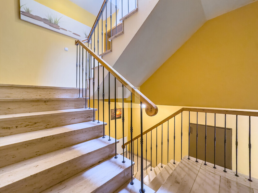 WINDISCH IMMOBILIEN – Gewerbeimmobilie mit vier Büros und einer Wohnung - ideal für den Mittelstand 10.5 zimmer