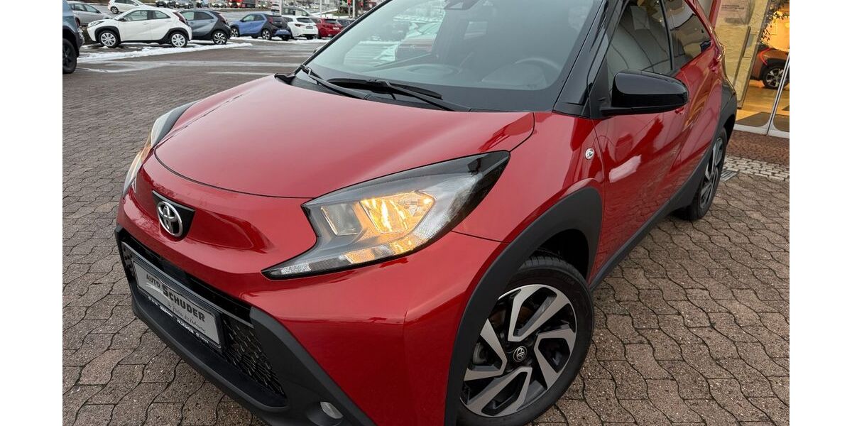 Toyota Aygo (X) 13.850 km 16.990 &euro; Hildesheim 31137