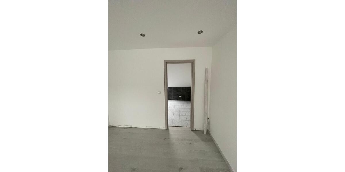 Reihenhaus Ingolstadt Friedrichshofen-Hollerstauden - 5.5 Zimmer, 150 m&sup2;, 2.500&euro; | Angebot:25922536