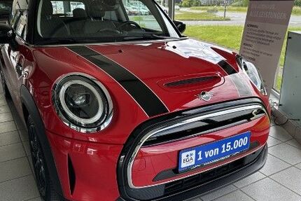 Mini Cooper SE 30.584 km 18.900 &euro; Salzgitter 38228