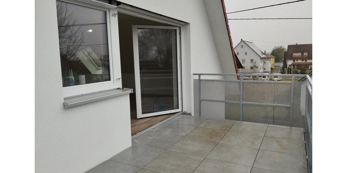 Dachgeschoßwohnung Bad Buchau - 3.5 Zimmer, 93 m&sup2;, 1.120&euro; | Angebot:24864804