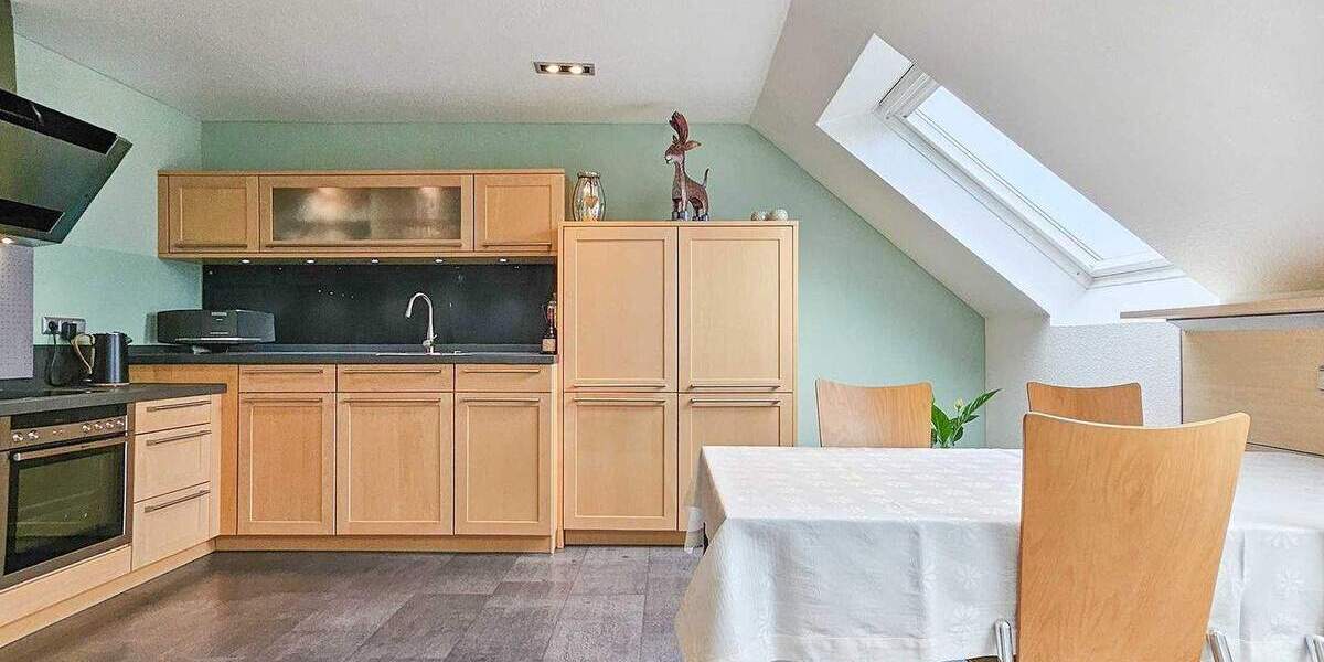 Etagenwohnung Baesweiler - 3 Zimmer, 91 m&sup2;, 299.000&euro; | Angebot:24860005