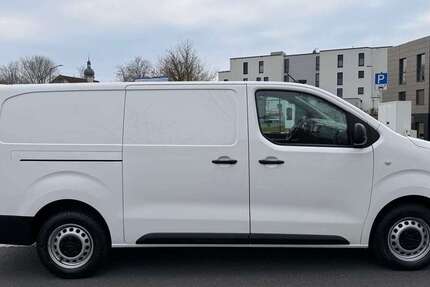 Opel Vivaro 280.000 km 6.999 &euro; Estenfeld 97230