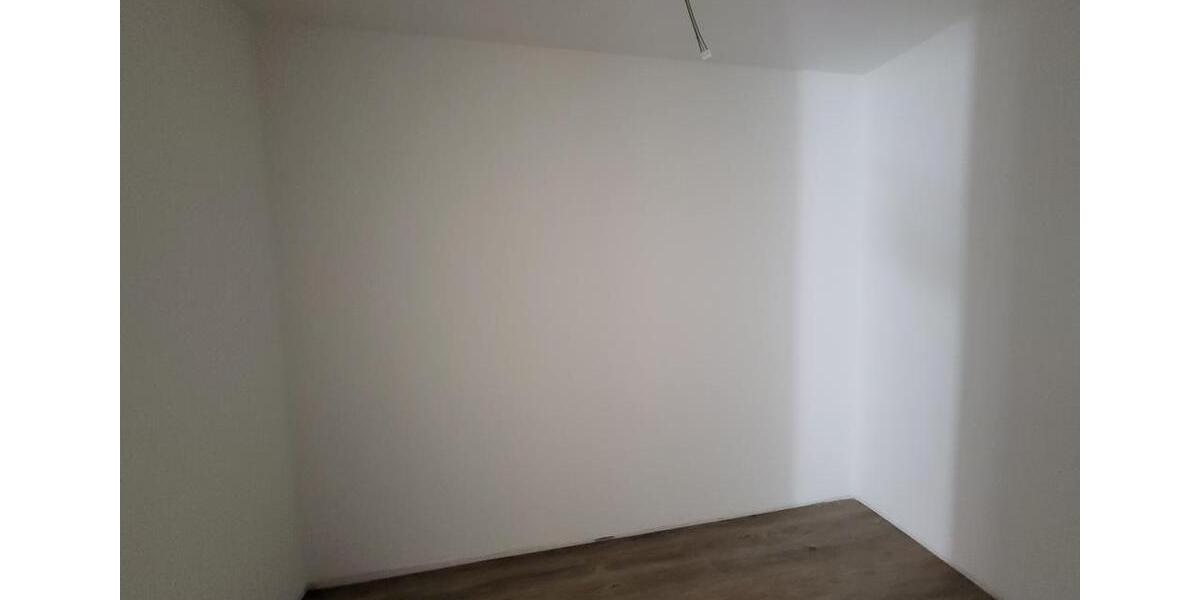 Etagenwohnung Tessin - 3 Zimmer, 73 m&sup2;, 876&euro; | Angebot:26676793