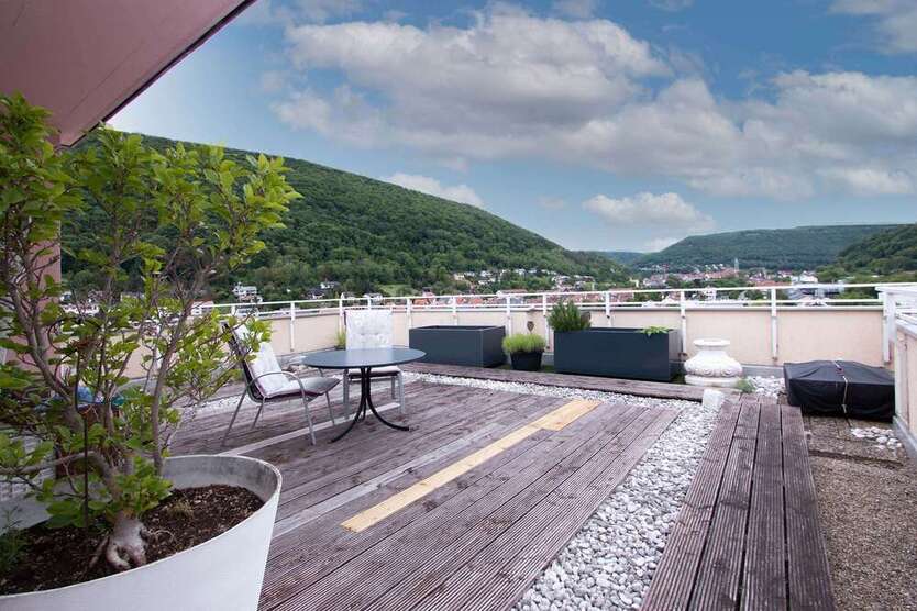 Wohnung zum Kaufen in Bad Urach 539.000 € 189 m²