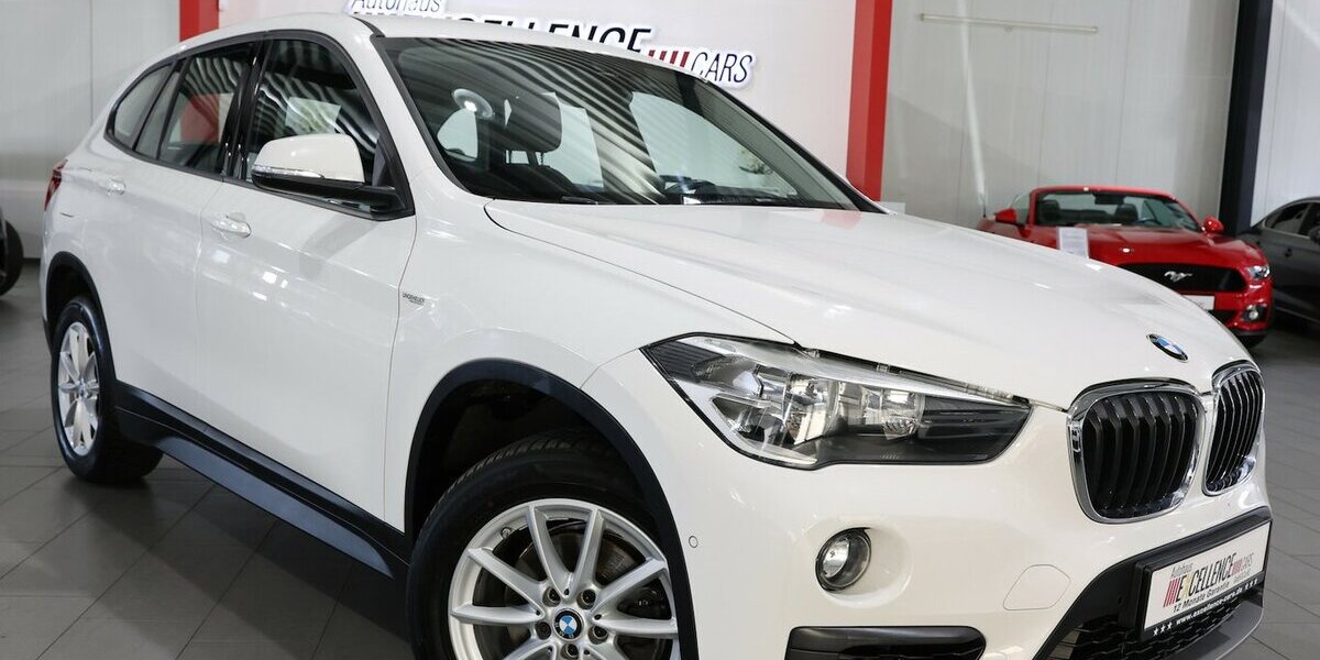 BMW X1 sDrive 18i Advantage WHITE / AUTOMATIK / 89.000 km 18.444 &euro; Hamm 59077