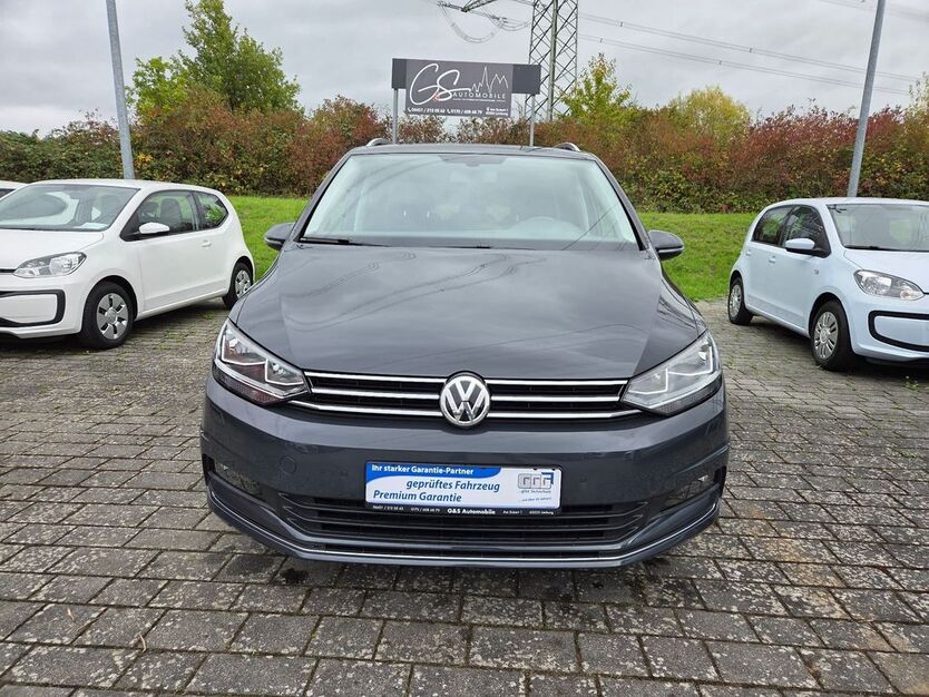 VW Touran 88.827 km 17.890 € Limburg 65553
