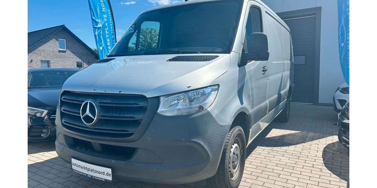 Mercedes-Benz Sprinter 179.076 km 16.300 &euro; Bargfeld Stegen 23863