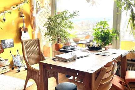 Wohlfühlwohnung mit drei Balkonen! 4 zimmer